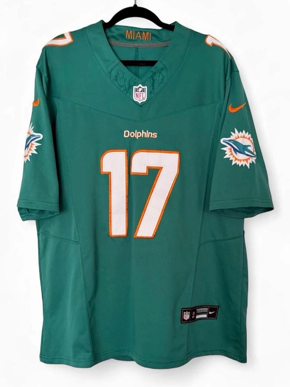 Nike Dri-Fit Miami Dolphins Jaylen Waddle # 17 football jersey size XL